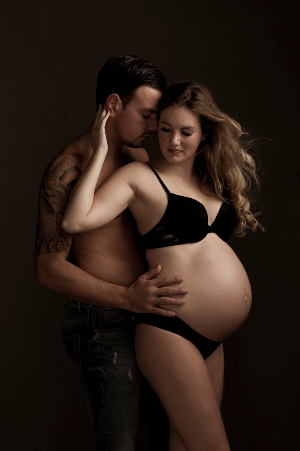 zwangerschap fotoshoot in studio
